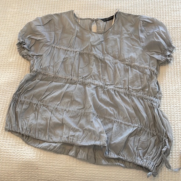 Unique tshirt - Picture 1 of 3